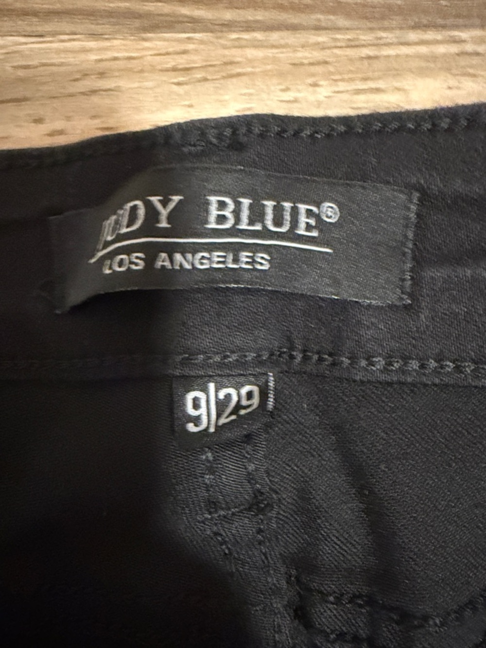 Judy Blue Capri Fit Denim Jeans Black Women's Size 9/29 Cotton Blend Stretch - Picture 2 of 9